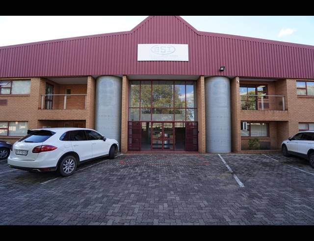 5,358M² WAREHOUSE TO LET IN LASER PARK